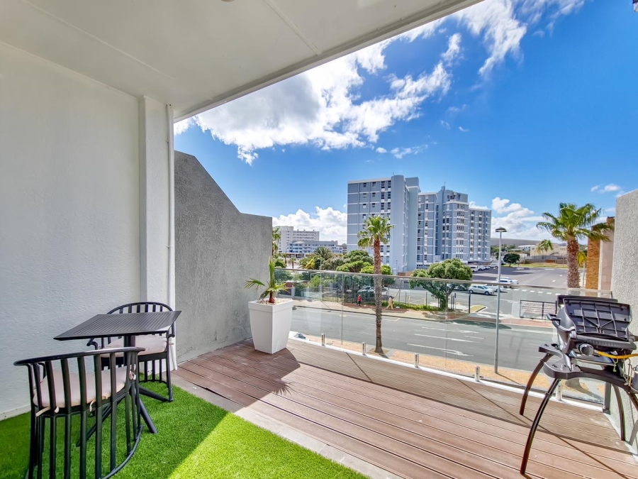 0 Bedroom Property for Sale in Sea Point Western Cape